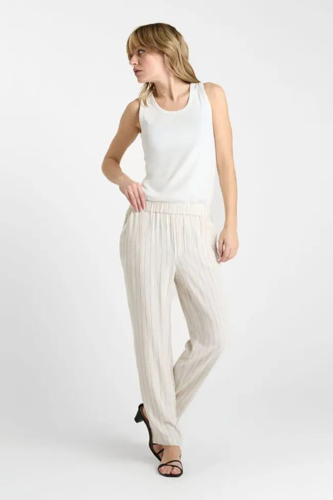 251_pfoliver0000000_1213_image3